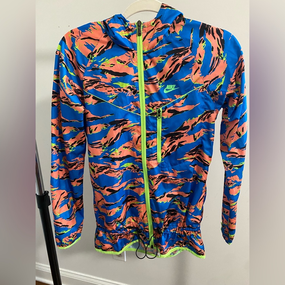 Nike windbreaker
